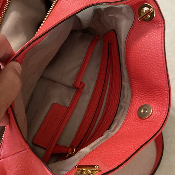 Michael Kors Purse - Picture 6 of 8